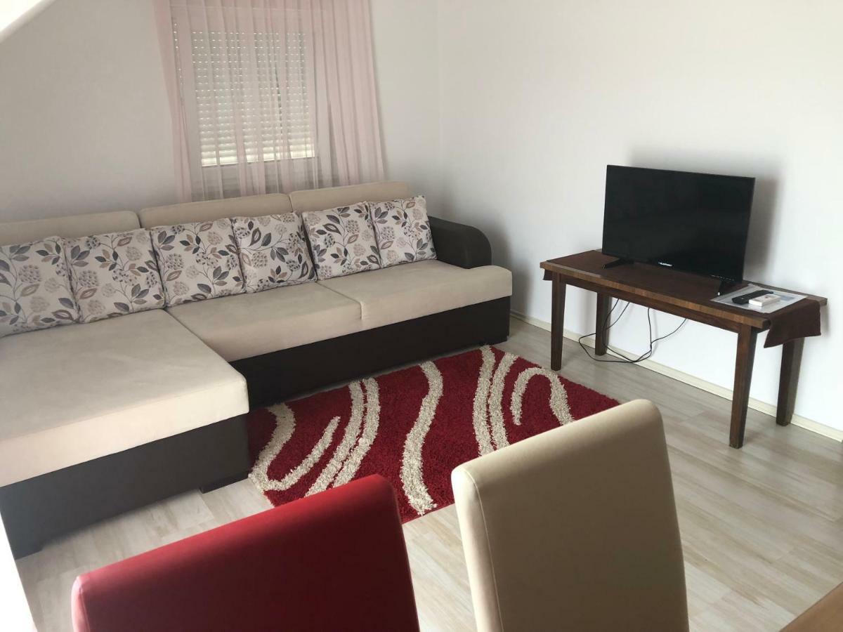 Apartment & Rooms Thomas Korenica Luaran gambar