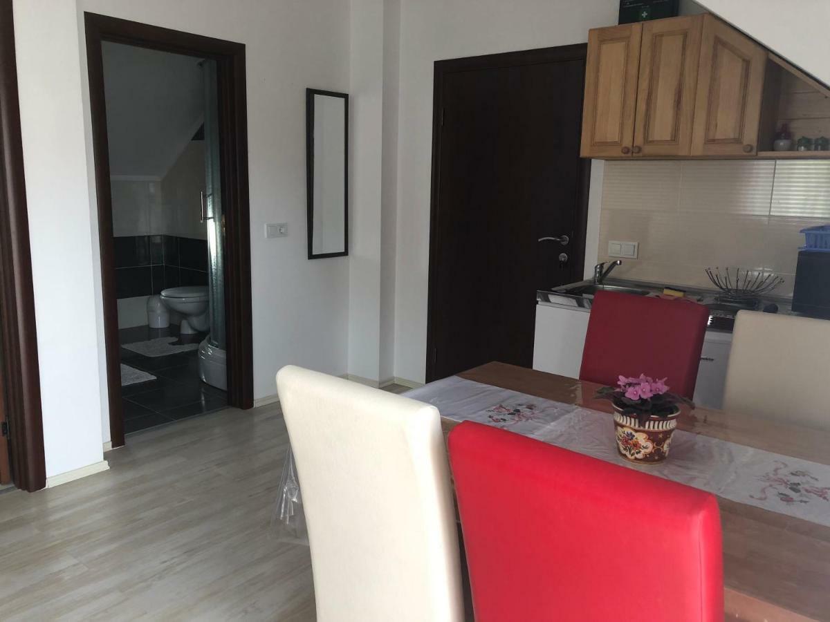 Apartment & Rooms Thomas Korenica Luaran gambar