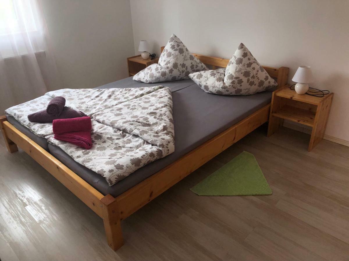 Apartment & Rooms Thomas Korenica Luaran gambar