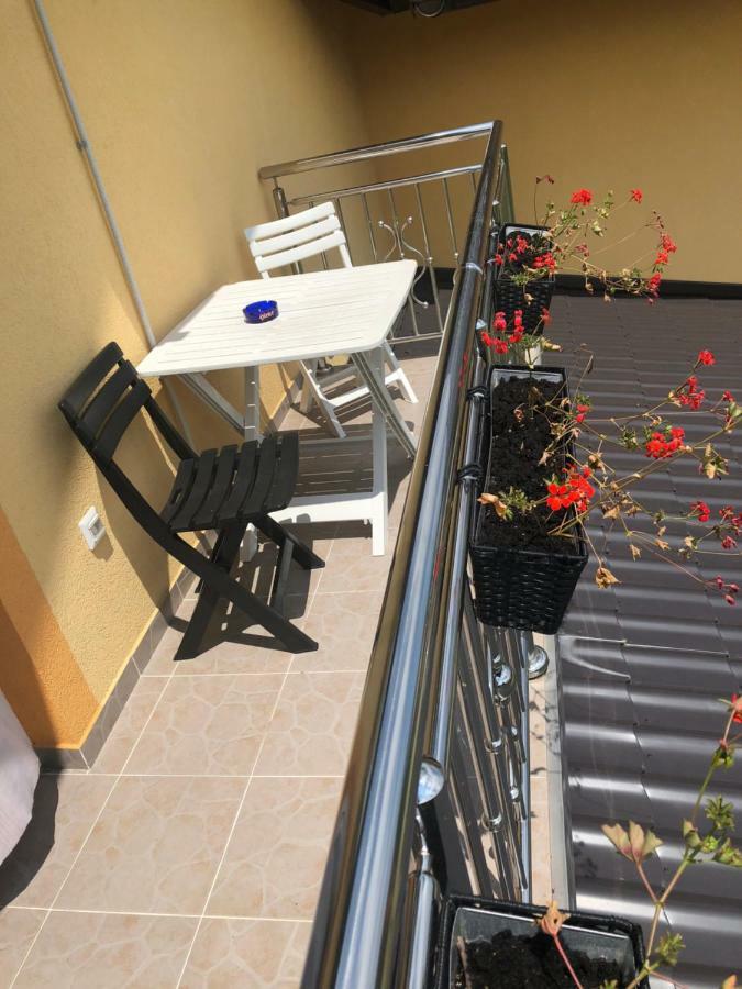 Apartment & Rooms Thomas Korenica Luaran gambar