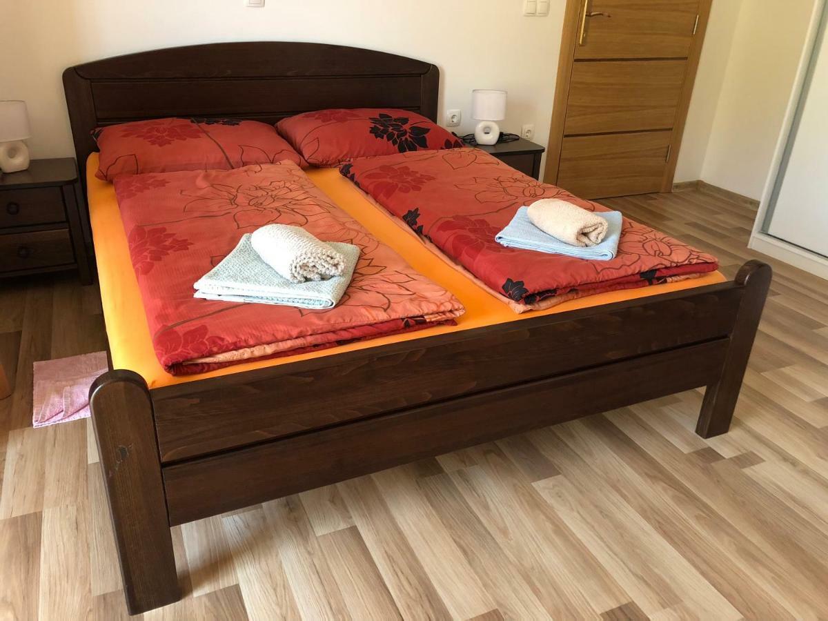 Apartment & Rooms Thomas Korenica Luaran gambar