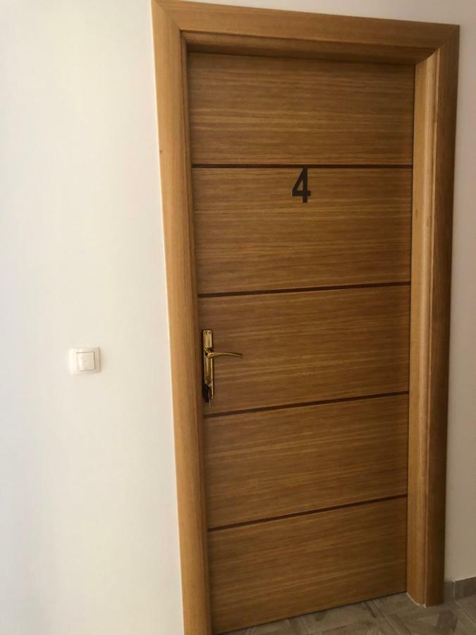 Apartment & Rooms Thomas Korenica Luaran gambar